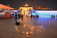 Diwali 2023: દિપાવલીની રાત્રીએ દિવડાથી ઝગમગી ઉઠી કાશીનગરી, વિશ્વધામ દીપકથી થયું તેજોમય, જુઓ તસવીરો