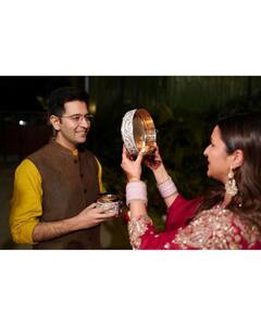 PHOTO: परिणीती आणि राघवची पहिली दिवाळी; पाहा खास फोटो!