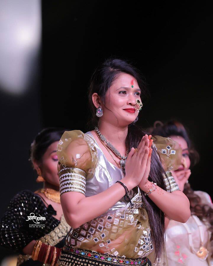 हे. गौतमीच्या या आगामी चित्रपटाची प्रेक्षक उत्सुकतेने वाट बघत आहेत.   'घुंगरू' या सिनेमात गौतमी पाटीलसोबत बाबा गायकवाड देखील प्रमुख भूमिका साकारणार आहे.