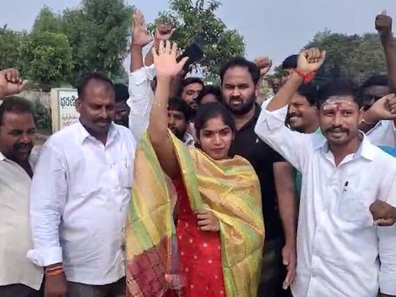 నామినేషన్ తిరస్కరిస్తారంటూ ప్రచారం.. దానిపై స్పందించిన యశస్విని రెడ్డి