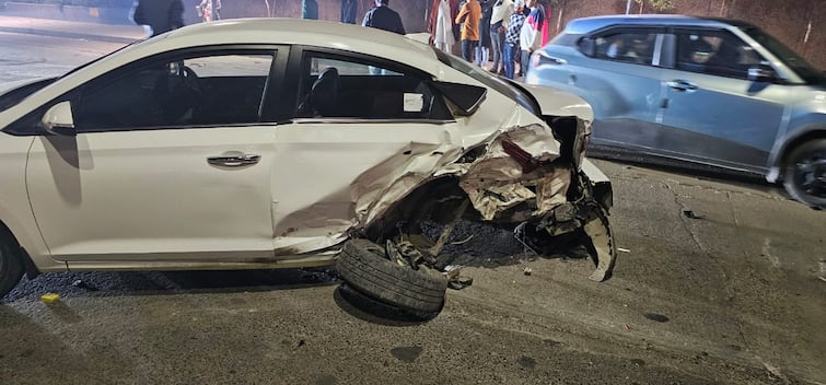 Ahmedabad Accident: A Mercedes car collided with two cars on Sindhubhan Road in Ahmedabad ખુલ્લા રોડ પર અમદાવાદમાં ફરી નબીરાનો આતંક, મર્સિડિઝ કારે બે કારને લીધી અડફેટે