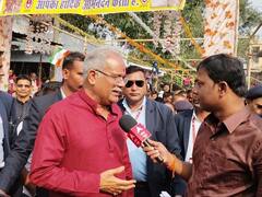 आदिवासियों का पुश्तैनी पर्व मनाने जांजगीर पहुंचे CM बघेल, गौरा-गौरी की पूजा कर खाए 5 कोड़े, बताई वजह