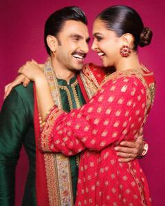 Deepika Padukone and Ranveer Singh: दीपवीरनं चाहत्यांना दिल्या दिवळीच्या शुभेच्छा;शेअर केले खास फोटो