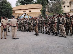 In Pics: छत्तीसगढ़ में पहले फेज का चुनाव कराकर वापस लौट रहे जवान, नक्सलियों के मंसूबों को किया नाकाम