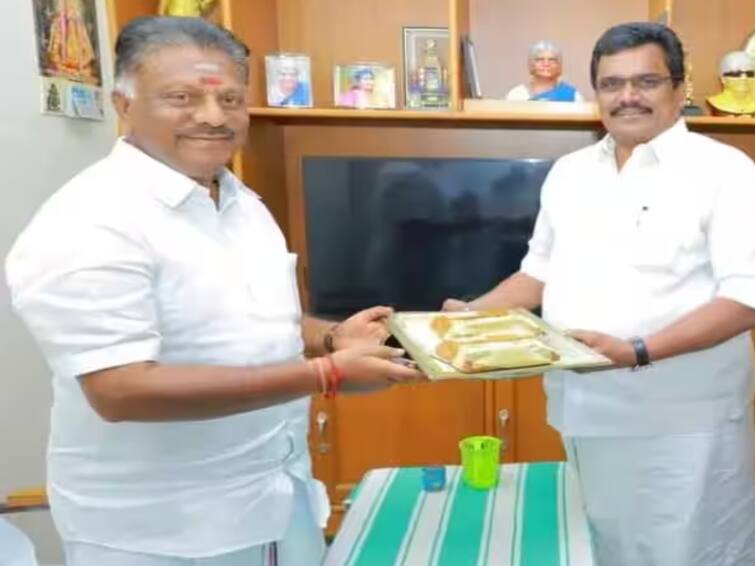 Inter-School Republic Day Sports Competitions Shifted to Trichy District Instead of Theni District, Thanga Tamil Selvan is the reason ? know the details ‘ஓபிஎஸ் பங்கேற்கக்கூடாது, போட்டி இடத்தை மாற்றுங்கள்’ : சொன்னாரா தங்க தமிழ்செல்வன்..?