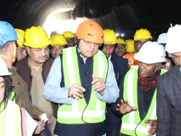 Uttarakhand Tunnel Collapse PM Narendra Modi Dials CM Pushkar Singh Dhami Silkyara Uttarkashi Tunnel Updates Uttarakhand Tunnel Collapse: PM Modi Dials CM Dhami, Rescue Efforts Could Take 2 More Days — Updates