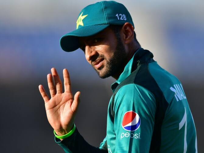 Pakistani Batsman Shoaib Malik Said If Pakistan Wants Me In 2024 T20I World Cup And I Want To Break Chris Gayle's Record | Shoaib Malik: 'अगर पाकिस्तान मुझे 2024 टी20 वर्ल्ड कप...',