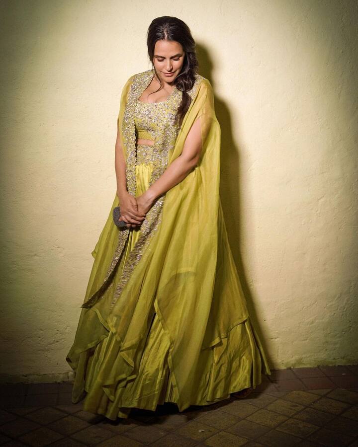 Neha wore a lime green ethnic co-ord set on the occasion of Diwali 2023
