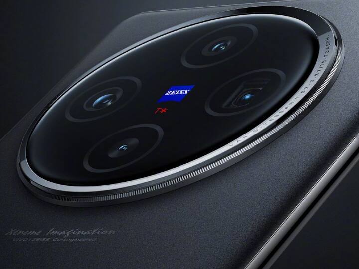 ఈ సిరీస్లో వివో ఎక్స్100, వివో ఎక్స్100 ప్రో స్మార్ట్ ఫోన్లు లాంచ్ అయ్యాయి.