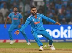 विराट कोहलीनी 9 वर्षांनंतर वनडेत घेतली विकेट, सेलिब्रेशनचे फोटो व्हायरल