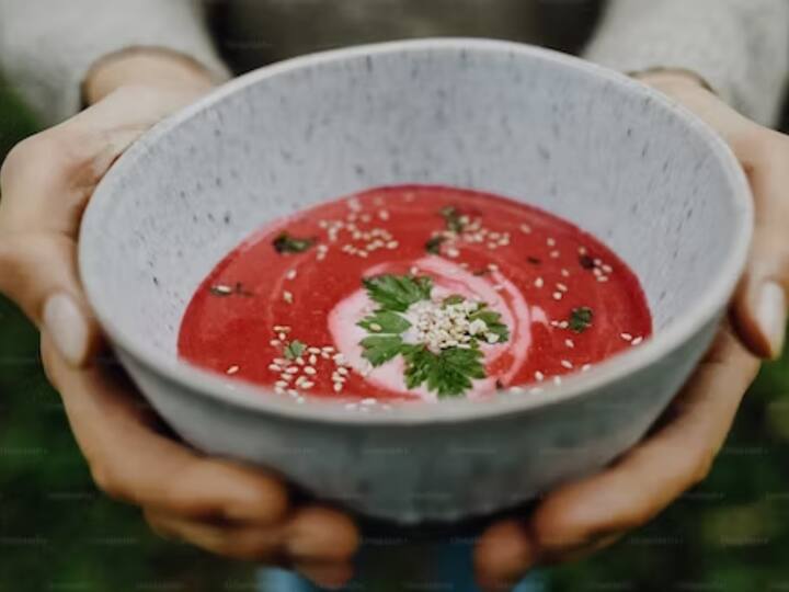 Beetroot Carrot Soup Recipe : இந்த சத்துக்கள் நிறைந்த சுவையான பீட்ரூட் கேரட் சூப்பை இன்றே வீட்டில் செய்து பாருங்கள்.