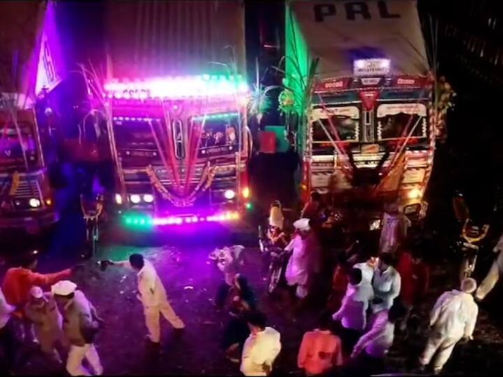 यातूनच 2001 मध्ये गावातील 15 तरुण चालक बनले. नंतर कोणी स्वतःचे वाहन घेतले तर कोणी दुसऱ्याकडे चालक म्हणून काम केले.