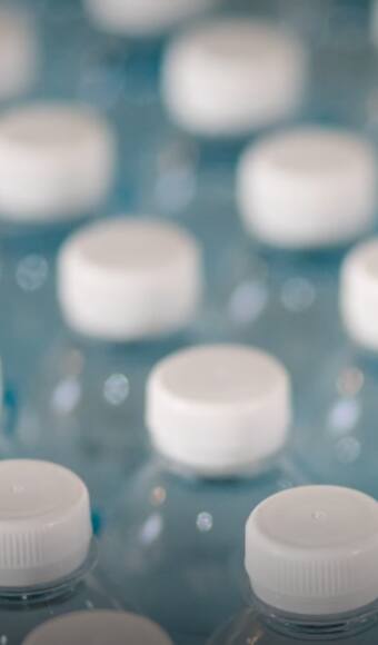 पाणी बॉटलच्या टोपणाच्या रंगाचं विशेष कारण