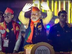 In Photos: इंदौर में पीएम मोदी का रोड शो, प्रधानमंत्री को देखने के लिए उमड़ी भीड़