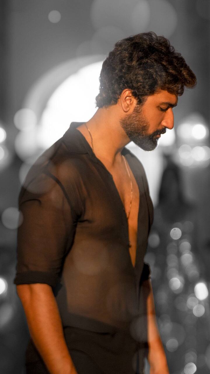 वक्रफ्रंट की बात करें तो विक्की कौशल बहुत जल्द फिल्म ‘सैम बहादुर’ में नजर आने वाले हैं. एक्टर की ये फिल्म 1 दिसबंर को थिएटर में दस्तक देगी.