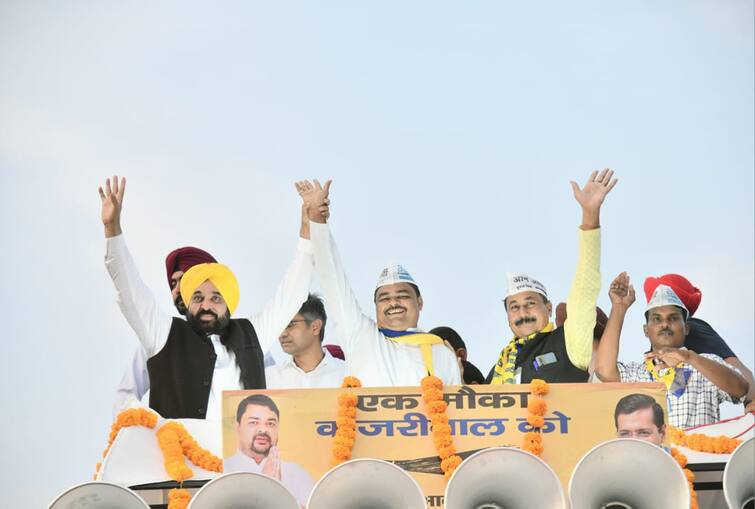 Bhagwant Manns mega road show in Katangi of MP campaigns for AAP candidate Election 2023: ਅਸੀਂ 'ਝਾੜੂ' ਨਾਲ ਸਿਆਸੀ ਗੰਦ ਸਾਫ਼ ਕਰ ਰਹੇ ਹਾਂ, ਅਸੀਂ 'ਜੁਮਲੇ' ਨਹੀਂ ਕਹਿੰਦੇ, ਅਸੀਂ ਜੋ ਵਾਅਦਾ ਕਰਦੇ ਹਾਂ ਉਹ ਪੂਰਾ ਕਰਦੇ ਹਾਂ - ਮਾਨ