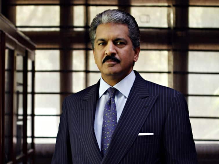 Anand Mahindra Reacts To Picture Of His Lookalike Industrialist Mahindra Doppelganger Viral Post Anand Mahindra Reacts To Picture Of His Lookalike, Says 'We Were Separated During...'