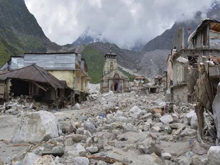 Uttarkashi Tunnel Collapse: टनल हादसा ही नहीं उत्तराखंड ने झेली हैं कई बड़ी त्रासदियां, जो दे गईं कभी न भूलने वाला दर्द Uttarkashi tunnel collapse biggest natural calamities disasters in Uttarakhand in past three decades Uttarkashi Tunnel Collapse: टनल हादसा ही नहीं उत्तराखंड ने झेली हैं कई बड़ी त्रासदियां, जो दे गईं कभी न भूलने वाला दर्द