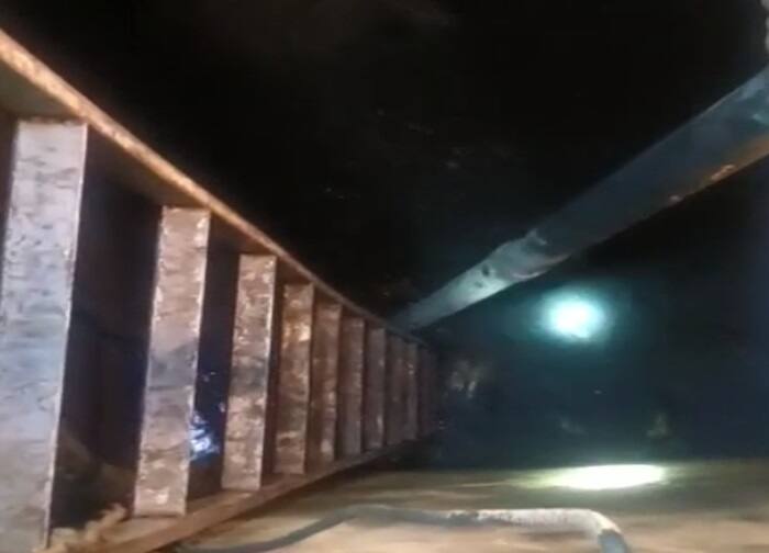 Surat: સુરતમાં ટાંકી સાફ કરવા ઉતરેલા ચાર શ્રમિકોના ગૂંગળાઇ જવાથી મોત 4 laborers who came down to clean the tank in Surat died due to suffocation Surat: સુરતમાં ટાંકી સાફ કરવા ઉતરેલા ચાર શ્રમિકોના ગૂંગળાઇ જવાથી મોત