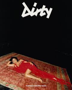 Kareena Kapoor Pics: करीना कपूर ने कराया 'डर्टी' फोटोशूट...काउच पर लेटकर दिए इतने किलर पोज, पलभर में वायरल हुईं तस्वीरें