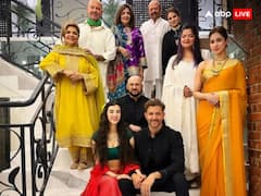 ऋतिक रोशन ने लेडी लव सबा आजाद और परिवार संग मनाई थी दिवाली, तस्वीरों में एक दूसरे का हाथ थामे नजर आया कपल