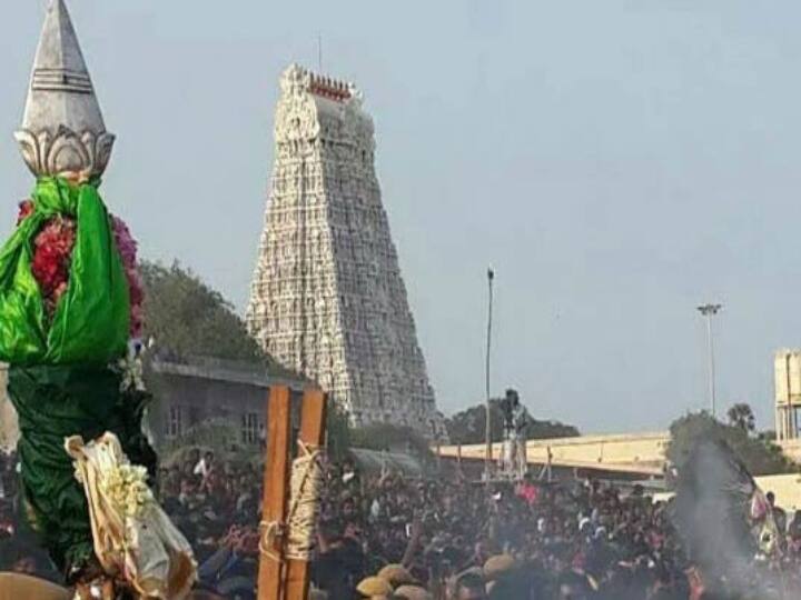 Soorasamharam 2023 Murugan killing Surapadman Story Tamil Soorasamharam 2023: சூரபத்மனை முருகப்பெருமான் எப்படி வதம் செய்தார் தெரியுமா? : சூரசம்ஹாரம் புராணக்கதை!