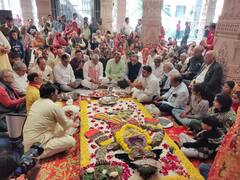 गुरुग्राम में गोवर्धन पूजा पर मंदिरों में अन्नकूट के भंडारे का आयोजन, श्रद्धालुओं की लगी भीड़