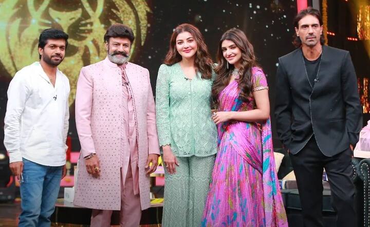 'భగవంత్ కేసరి' విడుదలకు ముందు 'అన్స్టాపబుల్'లో ఆ చిత్ర బృందం సందడి చేసింది. (Image Courtesy : Aha OTT)