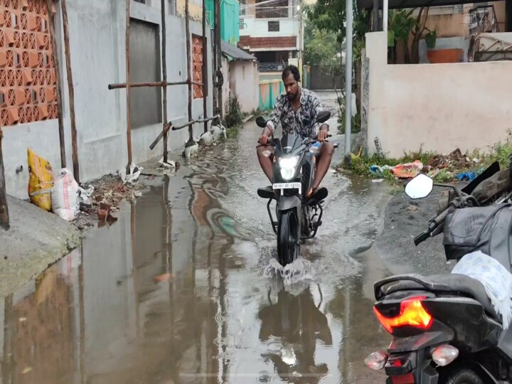 TN Rain: இரவில் கொட்டி தீர்த்த கனமழை...குடியிருப்பு சாலைகளில் தேங்கிய மழை நீரால் மக்கள் அவதி