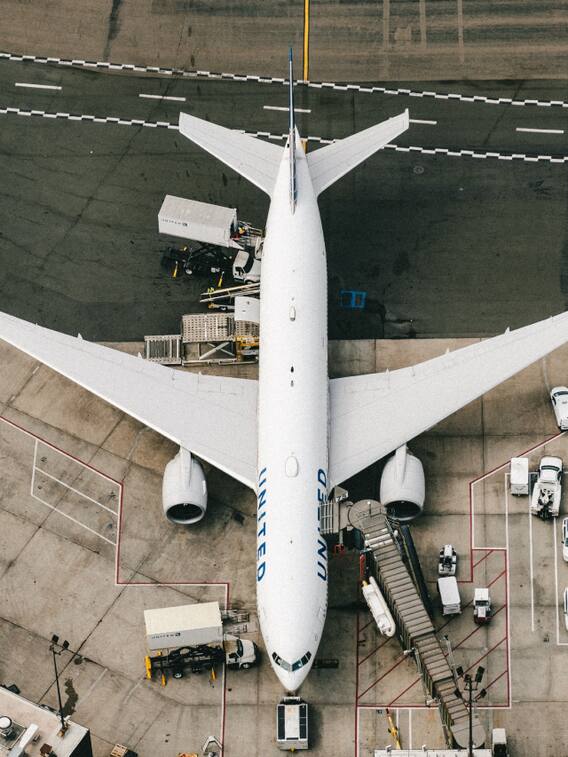 ਚਿੱਟੇ ਰੰਗ ਦਾ ਕਿਉਂ ਹੁੰਦਾ ਏਅਰਪਲੇਨ?