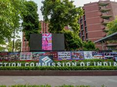 EC ने AAP को जारी किया कारण बताओ नोटिस, PM मोदी के खिलाफ अपमानजनक टिप्पणी का मामला