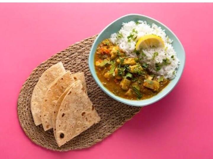 fitness tips roti or rice know what to eat for weight lose रोटी या चावल? वेट लॉस में क्या खाएं, क्या नहीं.... आज दूर कर लें अपना कंफ्यूजन!