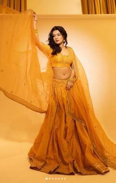 Avneet Kaur: ਅਵਨੀਤ ਕੌਰ ਨੇ ਪੀਲੇ ਲਹਿੰਗਾ 'ਚ ਦਿੱਤੇ ਸ਼ਾਨਦਾਰ ਪੋਜ਼, ਪਤਲੀ ਕਮਰ ਨੇ ਖਿੱਚਿਆ ਸਭ ਦਾ ਧਿਆਨ