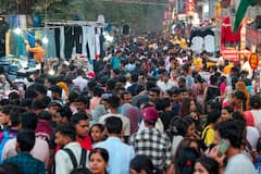 In Pics: दिल्ली का 'चोर बाजार' क्यों है मशहूर, जानें- कब पहुंचने पर होगा फायदा?