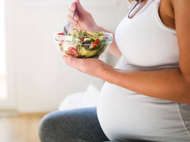 follow this pregnancy diet which will be good for you and your baby Pregnancy Diet : ప్రెగ్నెన్సీ సమయంలో ఆ అపోహలు నమ్మి తినేస్తున్నారా? జాగ్రత్త