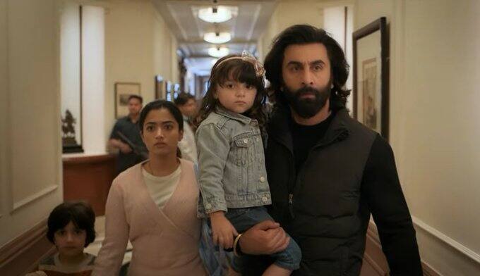 அர்ஜுன் ரெட்டி திரைப்படத்தை இயக்கிய சந்தீப் ரெட்டி வங்கா இயக்கத்தில் ரன்பீர் கபூர், ராஷ்மிகா மந்தனா நடித்துள்ள திரைப்படம் அனிமல்.