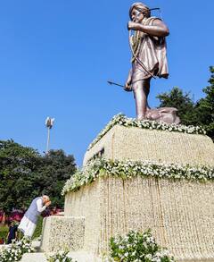 In Pics: पीएम मोदी बोले- 'झारखंड 100% रेल विद्युतीकरण वाला पहला राज्य, 50,000 करोड़ की योजनाओं की सौगात'