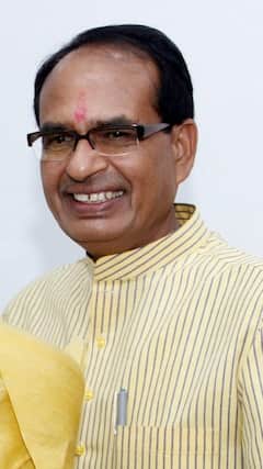 MP News: सीएम शिवराज ने अपने आवास पर मनाया 'भाई दूज' #shorts