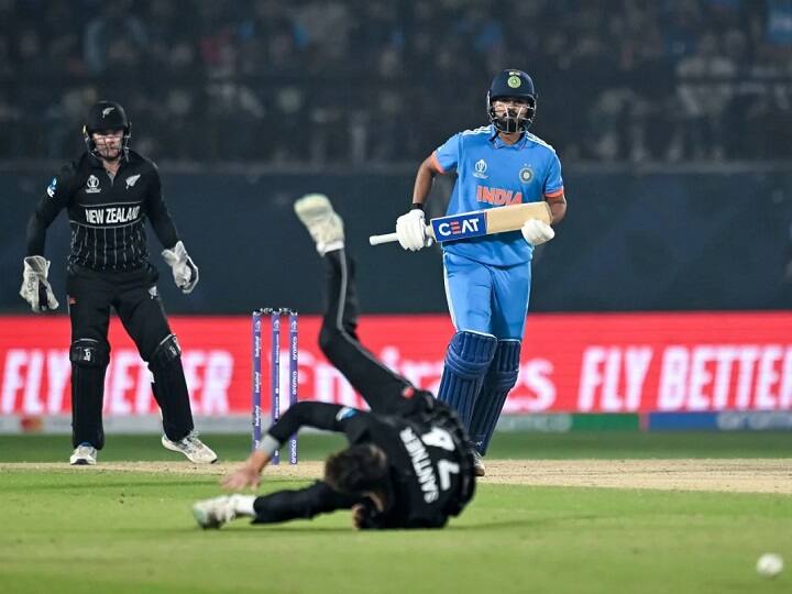 IND vs NZ WC 2023 Semifinal Pitch change no grass at Wankhede Wicket helps batters IND vs NZ Pitch Report: बदला हुआ रहेगा वानखेड़े की पिच का मिजाज, अब धीमी विकेट पर खेला जाएगा भारत-न्यूजीलैंड सेमीफाइनल