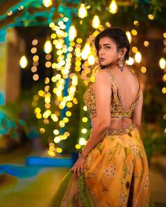 Manchu Lakshmi: లవ్, లైట్, లక్ష్మీ -లవ్, లైట్ అండ్ లక్ష్మీ - దివాలీ దివ్వెలా వెలిగిపోతున్న మంచు లక్ష్మి