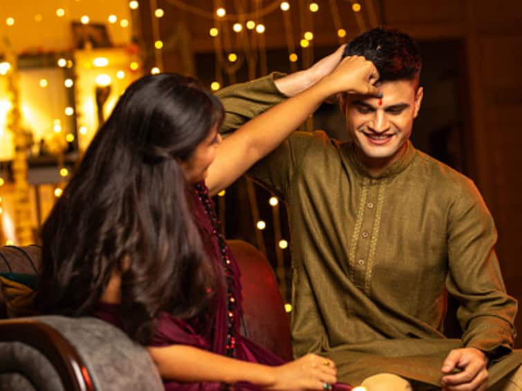 Bhai Dooj 2023: Shubh Muhurat, Puja Vidhi And Tilak Rules As Per Zodiac Sign