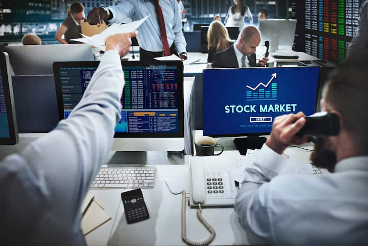 Stock Market these multibagger-stock-share-of-2-rupees-gave huge return-to-investors Multibagger Stock: আড়াই টাকার স্টক করেছে কোটিপতি , জানেন এই মাল্টিব্যাগারের নাম ?