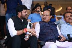 अजित पवार थेट वानखेडेवर, भारत-न्यूझीलंड सामन्याचा घेतला आनंद, विराटच्या फटकेबाजीवर टाळ्याही वाजवल्या