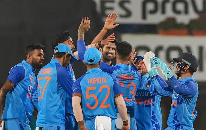 India vs New Zealand Semi final : आजच्या सामन्यासाठी अनेक सेलिब्रिटी उपस्थित राहण्याची शक्यता आहे.