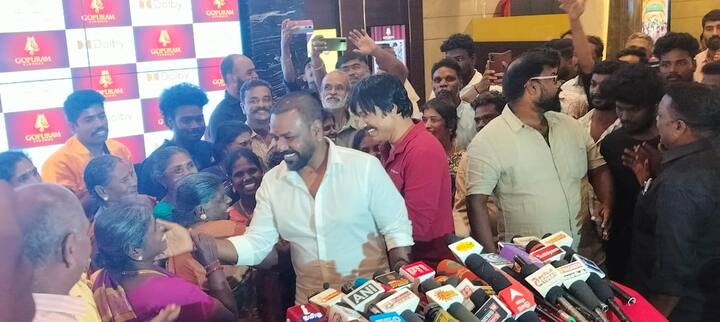 இதனை தொடர்ந்து மதுரை, திருச்சி ஆகிய இடங்களுக்கு பயணம் மேற்கொண்டு வரும் படக்குழுவினர் பிசியாக பேட்டி கொடுத்து வருகின்றனர்.