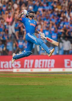 एकमेवाद्वितीय विराट! शतकाच्या अर्धशतकानंतर किंगचा जल्लोष, फोटोतून पाहा सेलिब्रेशन