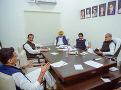 अशोक गहलोत ने एक फोटो से दिया बीजेपी-कांग्रेस को क्लियर मैसेज! सचिन पायलट के साथ तस्वीर के मायने क्या?