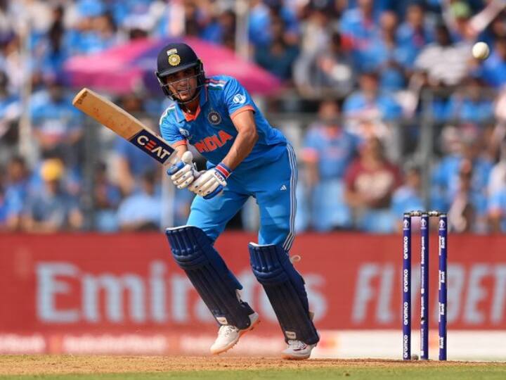 Shubman Gill And Rohit Sharma Attacking Batting In IND vs NZ Semifinal World Cup 2023 Sports News IND vs NZ: भारतीय बल्लेबाजों पर नहीं दिख रहा नॉकआउट मैच का दबाव, शुभमन गिल ने जड़ा आतिशी अर्धशतक