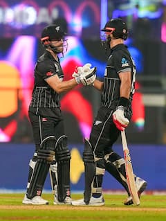 न्यूझीलंडचं फायनलचं स्वप्न भंगलं, भारताने 70 धावांनी हरवले