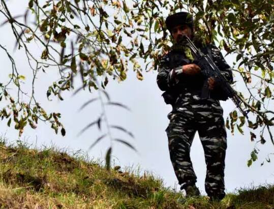 infiltration-bid-foiled-in-uri-sector-along-the-line-of-control-loc-one-terrorist-killed-in-jammu-kashmir Jammu Kasmir: ਜੰਮੂ-ਕਸ਼ਮੀਰ 'ਚ ਪਾਕਿਸਤਾਨੀ ਅੱਤਵਾਦੀਆਂ ਦੀ ਸਾਜ਼ਿਸ਼ ਨਾਕਾਮ, ਉਰੀ ਸੈਕਟਰ 'ਚ ਘੁਸਪੈਠ ਦੀ ਕੋਸ਼ਿਸ਼ ਕਰਨ ਵਾਲਾ ਅੱਤਵਾਦੀ ਢੇਰ